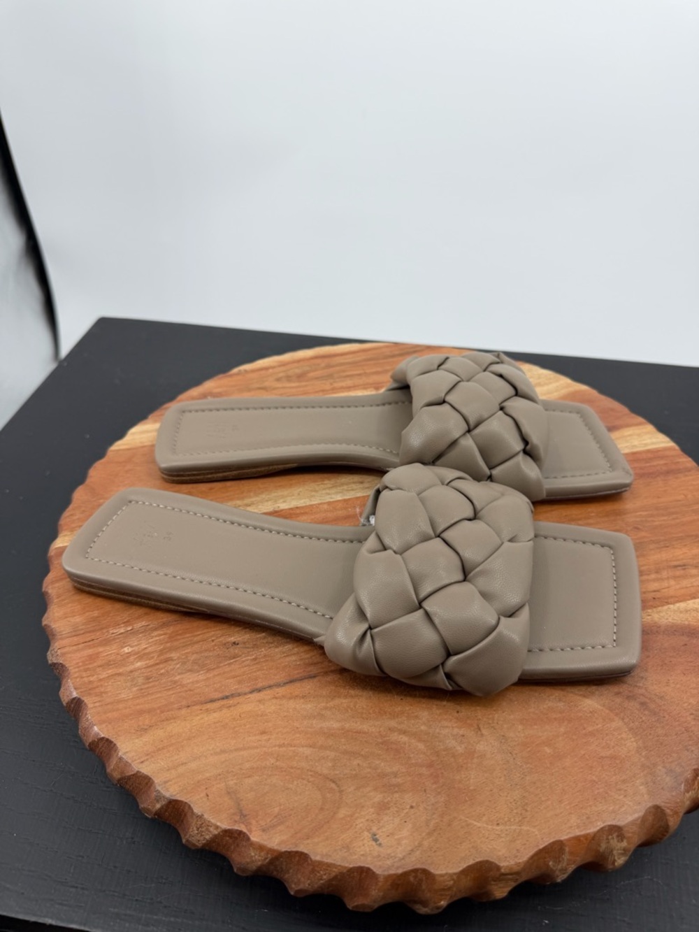 H&M taupe slide sandals braided faux leather foot‎ strap square toe 39 8.5
